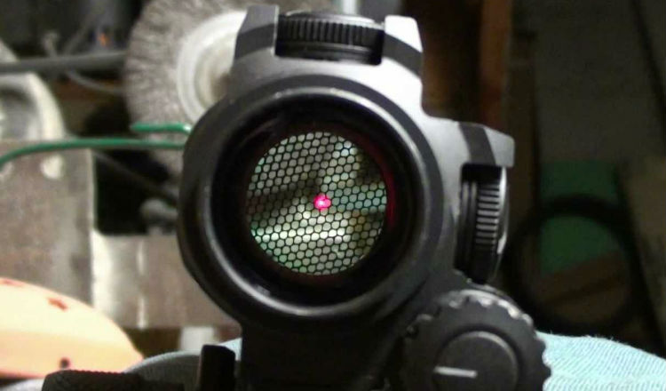 Aimpoint Comp M4 reticle